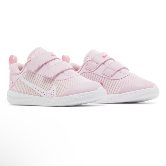 NIKE Omni Multi- Court TD ‘Pink Foam’ Sneakers Toddler Kids Girl 8 - Picture 2 of 10